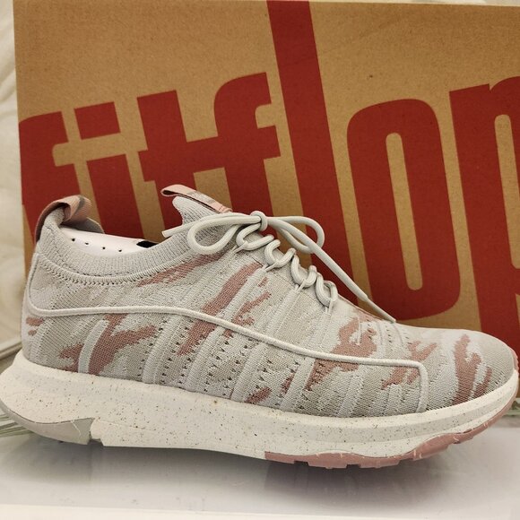 FitFlop "Vitamin FF EO1 Camo" Knit sports sneakers. NIB. Size 7 - Picture 1 of 11